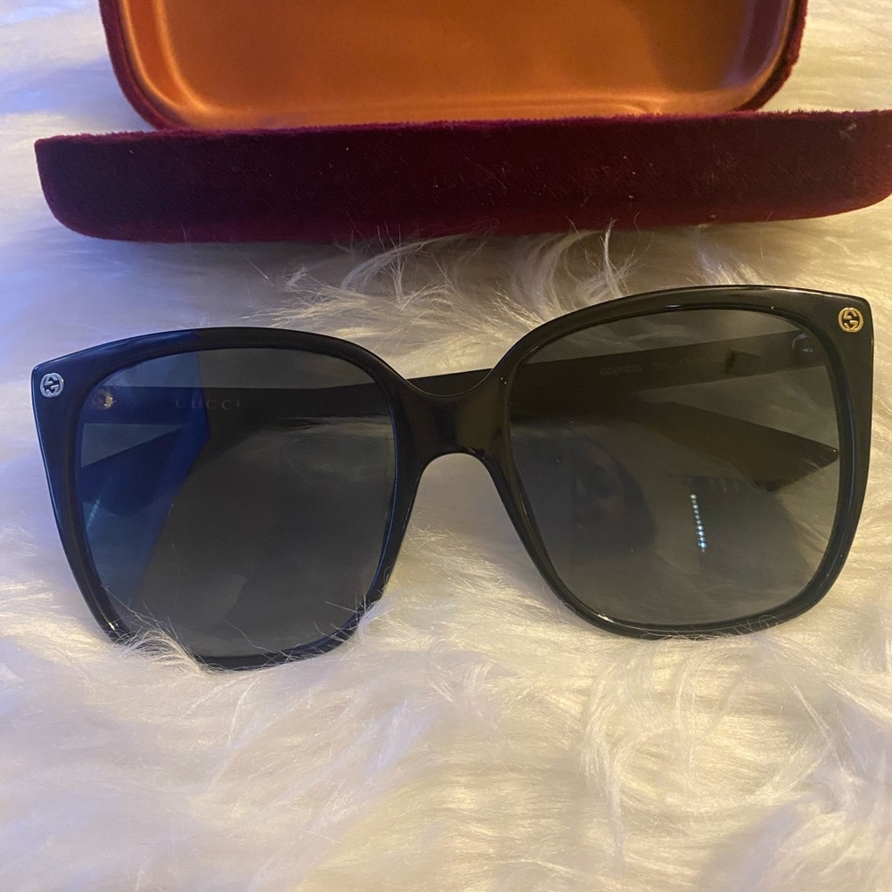 Brand new AUTHENTIC Gucci sunglasses. Never worn. Comes with original case.